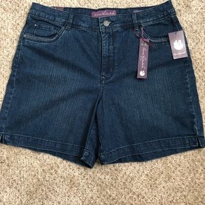 Gloria Vanderbilt Shorts